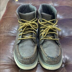 Lugz Brown Leather Moc Toe Boots with Yellow Contrast Laces